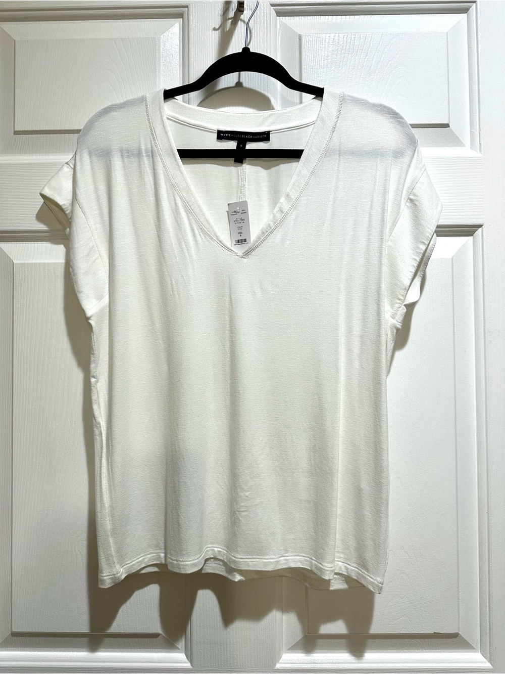 White House Black Market White V-Neck Short Sleeve Tee